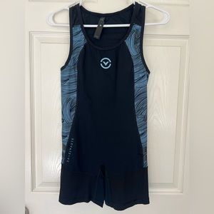 Virus Elevate V2 weightlifting singlet